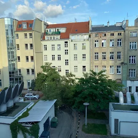 Klimatyczny Apartament Dla Dwojga W Sercu Starowki Wroclaw Exterior photo